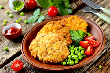 Dinner set: steak with a crispy crust and vegetable garnish