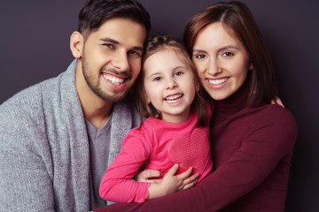 glückliche familie