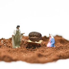 miniature people : Man and Woman with coffee beans