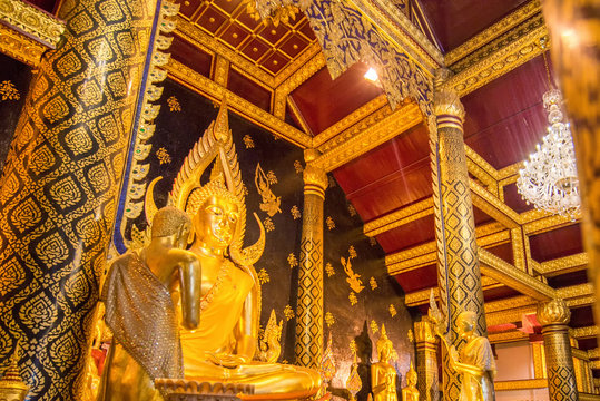 Phra phuttha chinnarat is one of the most beautiful buddha image