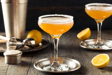 Photo sur Plexiglas Cocktail Cocktail de side-car alcoolisé rafraîchissant