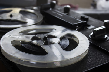 vintage tape recorder - obrazy, fototapety, plakaty