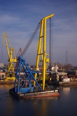 Obraz premium Floating crane in shipyard Gdansk