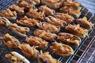 Banana grill with coconut