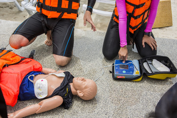 cpr drowning AED