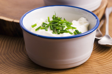 cottage cheese with chives