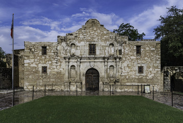 Front entrance of the Alamo