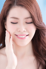 Fototapeta premium Beauty woman with health skin