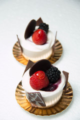  dessert on a paper plate