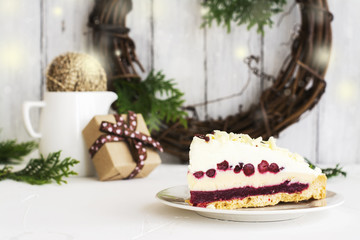 Xmas cheesecake with cranberry