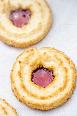 Coconut rings with strawberry filling