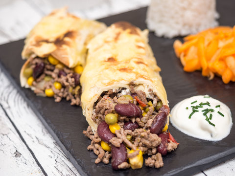 Lecker &uuml;berbackene Burritos / Delicious baked burritos