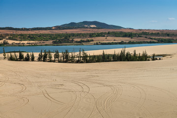 Obraz premium White sand dune with in Mui ne Vietnam