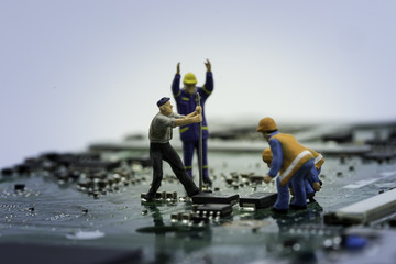 mini worker and enginerr fix the chipset on mainboard