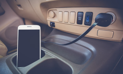 Charger plug phone on car