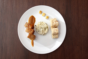 Pork belly with cabbage and bread dumplings.