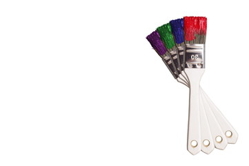 Pinsel mit unterschiedlichen Farben 