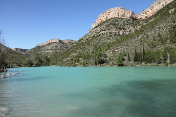 Fototapeta na wymiar spring landscape Teruel