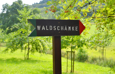Hinweisschild Waldschänke