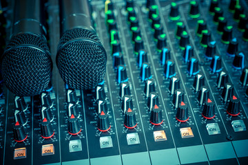 microphone and Microphone control