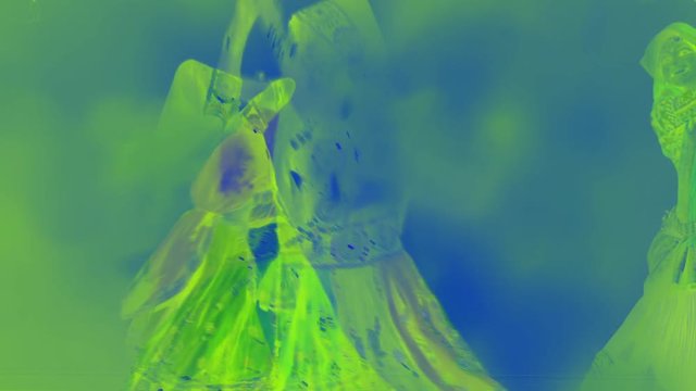 amazing indian traditional female dancers