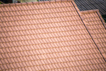 Alte Dächer seitlich