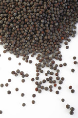 Brown mustard seeds