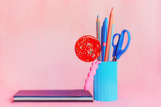 Candy With Pink And Blue Stationery Set And Notepad