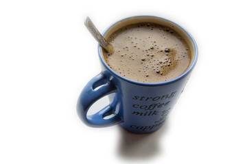 чашка кофе на белом фоне