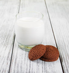 oatmeal cookies and glass of milk