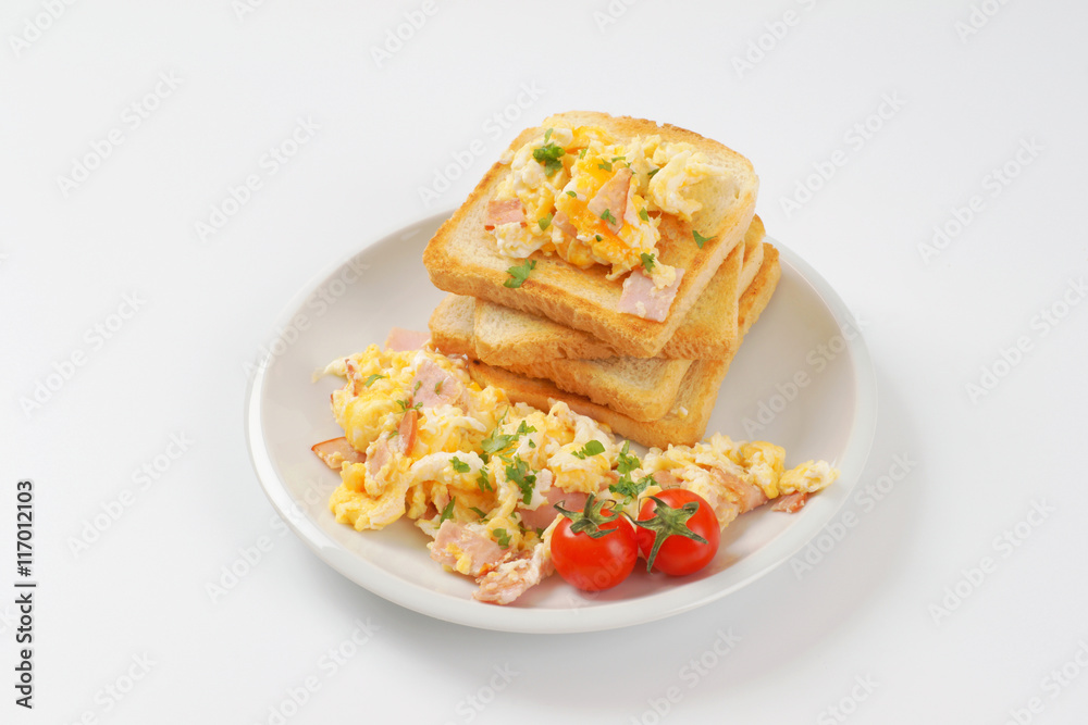 Poster Scrambled eggs and toasted bread