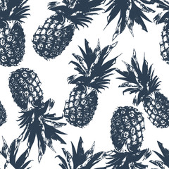 Seamless pattern with pineapple in vector