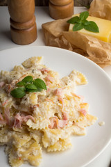 Pasta with bacon and cheese