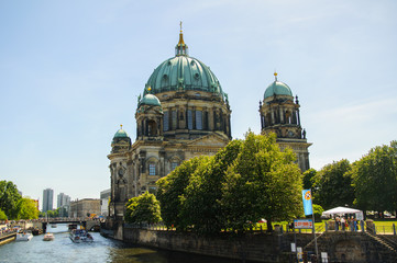 Fototapeta na wymiar Berlin Cathedral is the short name for the Evangelical Supreme Parish and Collegiate Church in Berlin, Germany