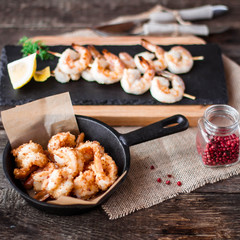 Grilled shrimps on frying pan