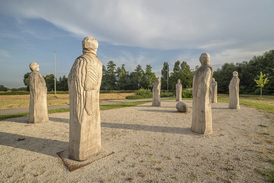 Skulpturenpark in Niederh&ouml;chststadt