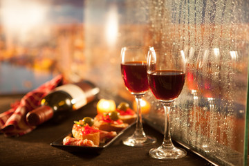 Red wine with tapas