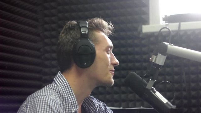 DJ broadcast