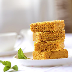 wafers with caramel and honey