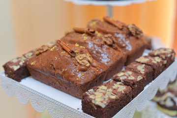 Cacao sponge cake with nuts and cinnamon