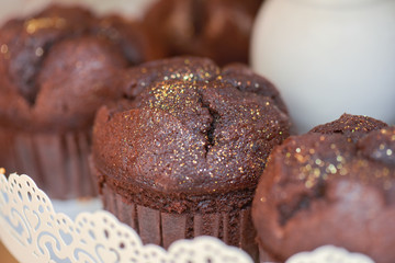 Muffins with gold dust