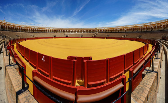 Sevilla's Plaza de Toros de la Real Maestranza de Caballer&iacute;a