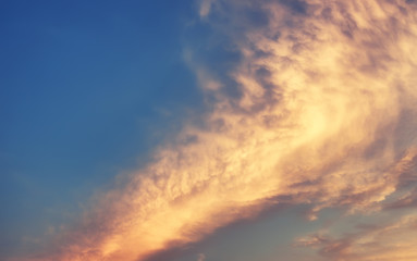 Fototapeta na wymiar soft blue sky and sunset cloud
