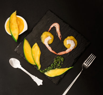 gourmet appetizer with steamed prawn and mango