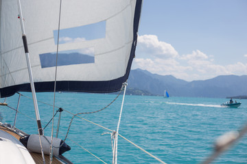 Obraz premium Segeln am Attersee, Österreich