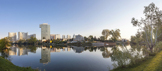 Naklejka premium Skyline UNO City Vienna at the so called Kaiserwasser part of the Danube in Vienna