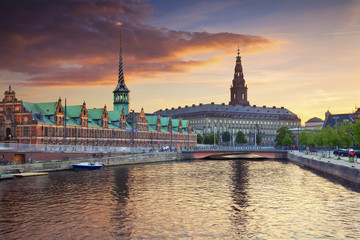 Copenhagen. Image of Copenhagen, Denmark during beautiful sunset. - obrazy, fototapety, plakaty