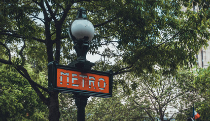 Red Metro station sign