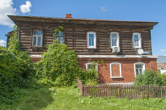 Old two-storey house in Kolomna Kremlin, Russia
