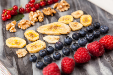 Muesli bar with berries